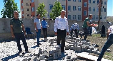 Diyadin'de okullar eğitim öğretim dönemine hazırlanıyor