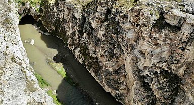 Doğal Kudret Köprüsü manzarasıyla hayran bırakıyor