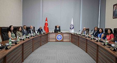 EBYÜ'nün kurumsal akreditasyon raporu yayınlandı