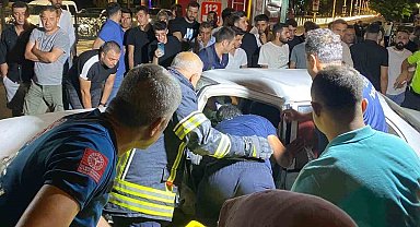 Elazığ'da iki otomobil kafa kafaya çarpıştı: 2 yaralı