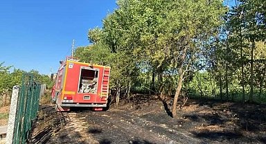 Elazığ'da örtü ve bahçe yangını