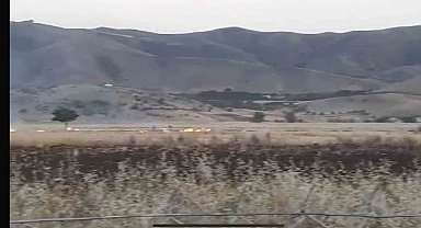 Elazığ'da tarlada çıkan anız yangını söndürüldü