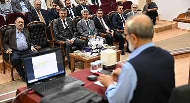 Erzurum'da "Helal Gıda ve Helal Beslenme" konferansı