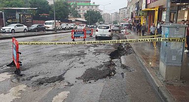 Erzurum'da sağanak yağış sele dönüştü