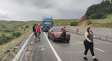 Erzurum'da zincirleme trafik kazası: 8 yaralı
