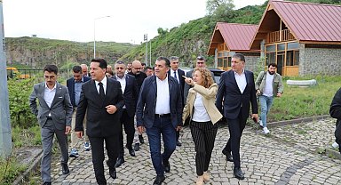 Esenyurt Belediye Başkanı Özer, Ardahan Belediyesini ziyaret etti