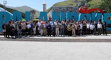 Genç bilim insanlarının geleceğine yönelik atılacak adımlar, Atatürk Üniversitesinde ele alındı