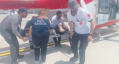 Göğüs ağrısı şikayeti olan hasta için helikopter ambulans havalandı