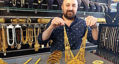 Gösterişli düğünlerin kurtarıcısı: İmitasyon altın