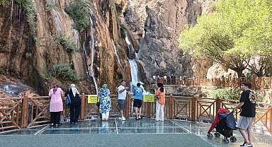 Günpınar Şelalesi'ne ziyaretçi akını