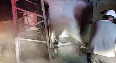 Iğdır'da elektrik trafo yangınında mahalle karanlığa gömüldü