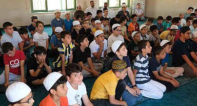 İşliyen, Kur'an kursu öğrencileriyle bir araya geldi