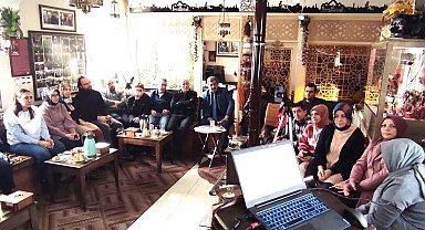 Kitap durağı, ilgi odağı oldu