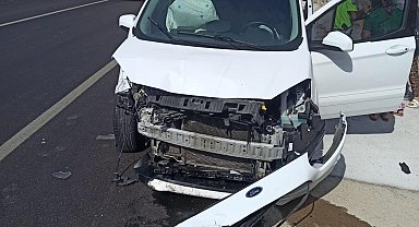 Malatya'da iki aracın karıştığı kazada 5 kişi yaralandı