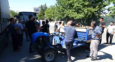 Malatya'da MOTAŞ'ın hatlarını iptal ettiği mahalleli çapa motoru ile yol kesti