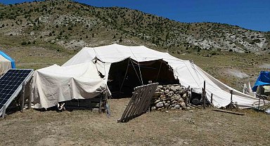 Malatyalı göçerler bin 800 rakımda zorlu mesaide