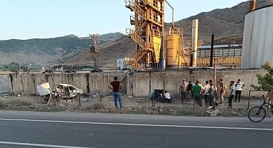 Muş'ta takla atan otomobil istinat duvarına çarptı: 7 yaralı