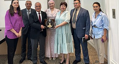 Rektör Çomaklı, Kazakistan temaslarını tamamladı