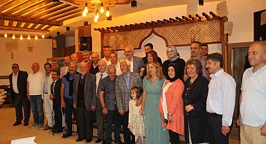 Şair Abdulbaki Özdemir, Gönül penceresinden hayat' isimli kitabının tanıtımını yaptı