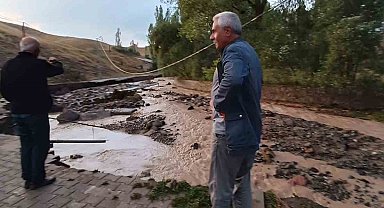 Sarıkamış'ı sel vurdu: Yollar yıkıldı, evleri su bastı