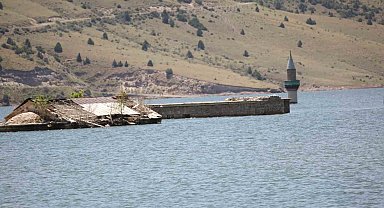 Sarıkamış'ta baraj suyu çekildi