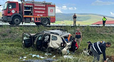 Sarıkamış'ta trafik kazası: 3 yaralı