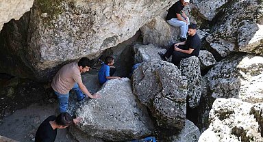 Sıcaktan bunalan vatandaşlar Buzluk mağarasına akın etti