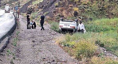 Sürücüsünün kontrolünden çıkan otomobil takla attı: 3 yaralı