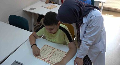 Tatvan Gençlik Merkezi'nde temel dini bilgiler eğitimi veriliyor