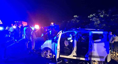 Tercan'da trafik kazası: 3 ölü, 3 yaralı