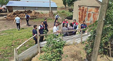 Tutak'ta yaşanan sel felaketinin ardından hasar tespiti