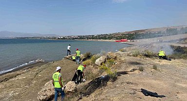 Van Gölü kıyılarında temizlik çalışması