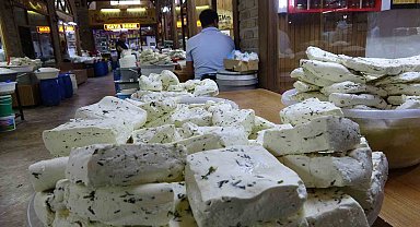 Van otlu peyniri yaz aylarında hediyelik olarak alınıyor