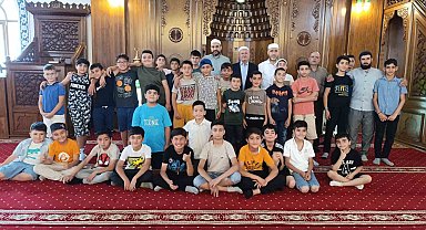 Van'da camiler çocuk sesleriyle şenlendi