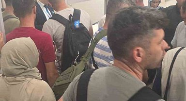 Yolculardan AJet'e tepki