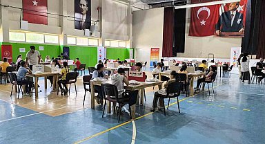 Yüksekova'da 75 öğrenci deneyap sınavına katıldı