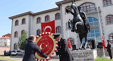 30 Ağustos Zafer Bayramı Oltu'da kutlandı