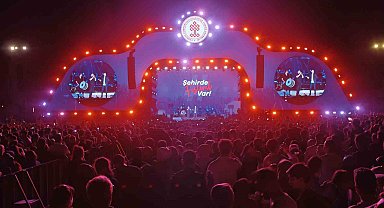 Alişan Erzurum'da coşturdu