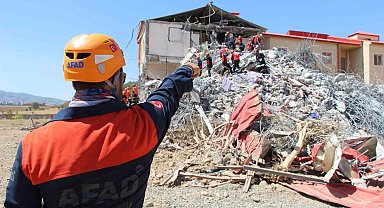 Bingöl'de gerçeği aratmayan tatbikat
