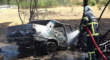 Bingöl'de kaza yapan otomobil yandı