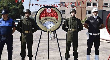 Bitlis'te 30 Ağustos Zafer Bayramı kutlamaları