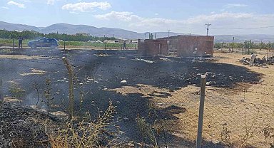 Darende'de arazi yangını