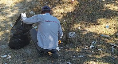 Elazığ İl Özel İdaresi, Pertek feribot iskelesini temizledi