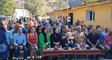 Erzincan'da çilek ve böğürtlen festivali düzenlendi