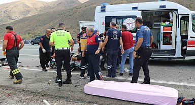 Erzincan'da katliam gibi kaza: 4 ölü, 2 yaralı