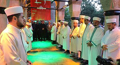 Erzincanlılar "Terzibaba Günü"nde sabah namazında buluştu