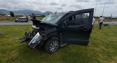 Erzurum'da araçlar kafa kafaya çarpıştı: 9 yaralı