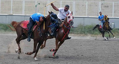 Erzurum'da vazgeçilmeyen bir gelenek: Cirit