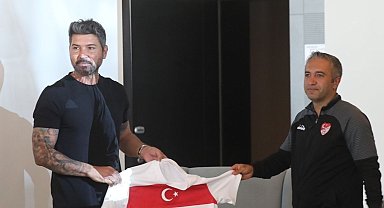 Hakan Kutlu antrenör eğitimine konuk oldu