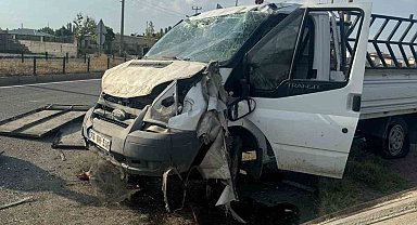 Iğdır-Doğubayazıt karayolunda trafik kazası: 3 yaralı